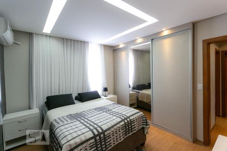 Apartamento à venda com 199m², 3 quartos e 4 vagasQuarto 3 - Suíte