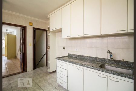 Cozinha  de casa para alugar com 2 quartos, 80m² em Aclimação, São Paulo