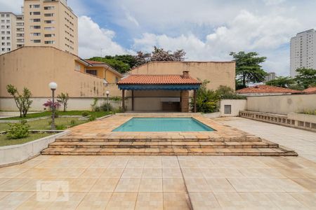 Apartamento à venda com 60m², 2 quartos e 1 vagaPiscina