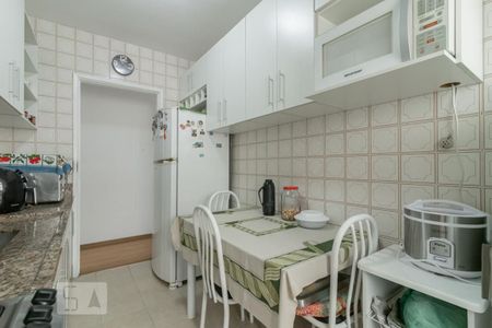 Apartamento à venda com 60m², 2 quartos e 1 vagaCozinha