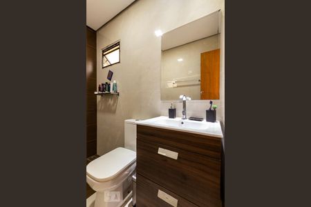 Casa à venda com 98m², 2 quartos e 1 vagaBanheiro suíte