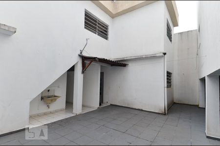 Casa para alugar com 40m², 1 quarto e sem vagaÁrea comum - Pátio 