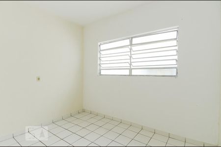 Casa para alugar com 40m², 1 quarto e sem vagaQuarto 