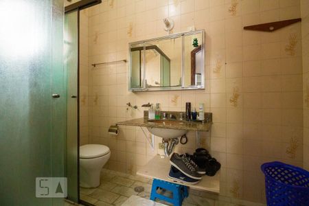 Casa para alugar com 650m², 6 quartos e 10 vagas Casa para alugar com 650m², 6 quartos e 10 vagasBanheiro da Suíte 4