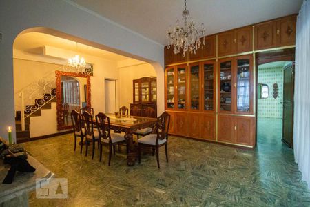 Casa para alugar com 650m², 6 quartos e 10 vagas Casa para alugar com 650m², 6 quartos e 10 vagasSala de Jantar 1