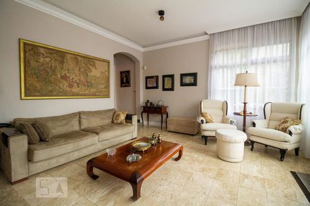 Sala 1 de casa para alugar com 6 quartos, 650m² em Vila Mariana, São Paulo