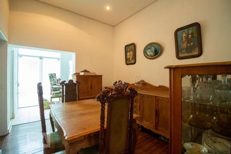 Casa para alugar com 650m², 6 quartos e 10 vagas Casa para alugar com 650m², 6 quartos e 10 vagasSala de Jantar 2