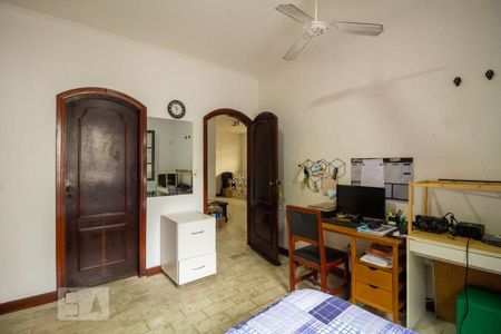 Casa para alugar com 650m², 6 quartos e 10 vagas Casa para alugar com 650m², 6 quartos e 10 vagasSuíte 4