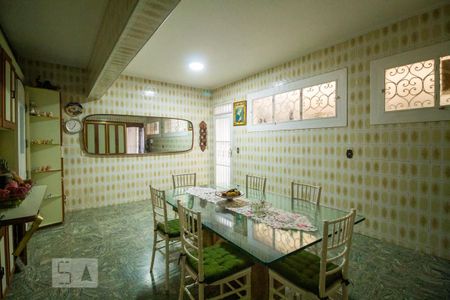 Casa para alugar com 650m², 6 quartos e 10 vagas Casa para alugar com 650m², 6 quartos e 10 vagasCozinha