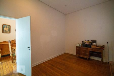 Casa para alugar com 650m², 6 quartos e 10 vagas Casa para alugar com 650m², 6 quartos e 10 vagasSuíte 5