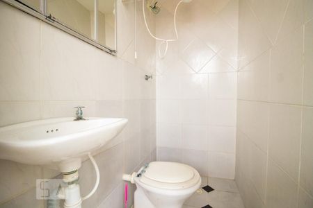 Casa para alugar com 650m², 6 quartos e 10 vagas Casa para alugar com 650m², 6 quartos e 10 vagasBanheiro de Serviço