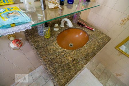 Casa para alugar com 650m², 6 quartos e 10 vagas Casa para alugar com 650m², 6 quartos e 10 vagasBanheiro da Suíte 2