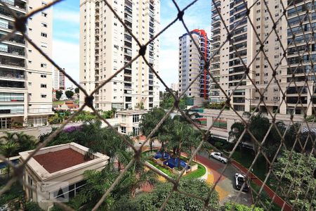 Apartamento à venda com 135m², 3 quartos e 2 vagasVista da Suíte 1