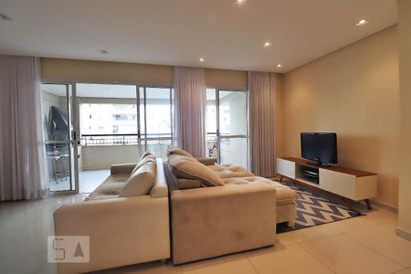 Sala de apartamento à venda com 3 quartos, 135m² em Vila Gilda, Santo André
