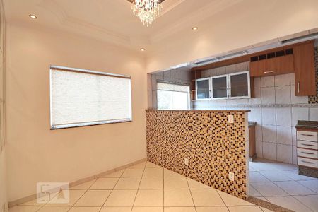 Casa para alugar com 191m², 3 quartos e 5 vagasCopa