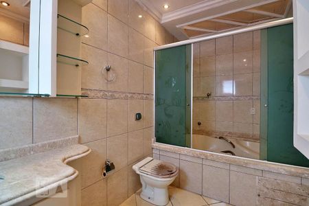 Casa para alugar com 191m², 3 quartos e 5 vagasBanheiro da Suíte