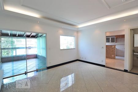 Sala de casa para alugar com 3 quartos, 191m² em Jardim, Santo André