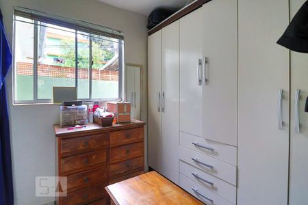 Casa à venda com 400m², 3 quartos e 6 vagasCloset Quarto Suíte 2