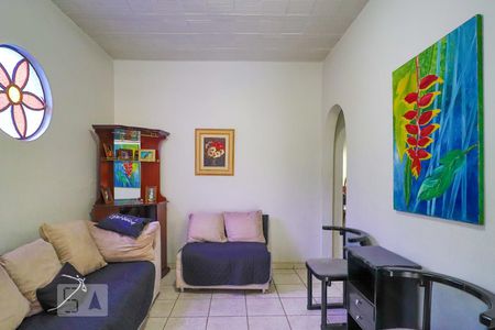 Sala de casa à venda com 3 quartos, 400m² em Concórdia, Belo Horizonte