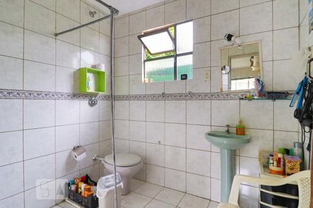 Casa à venda com 400m², 3 quartos e 6 vagasBanheiro Quarto Suíte 2