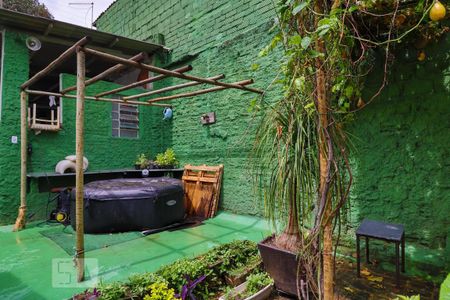 Casa à venda com 400m², 3 quartos e 6 vagasQuintal