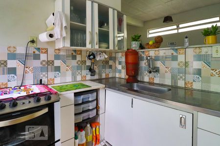 Casa à venda com 400m², 3 quartos e 6 vagasCozinha