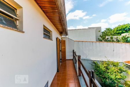 Casa à venda com 215m², 3 quartos e 4 vagasVaranda Suíte