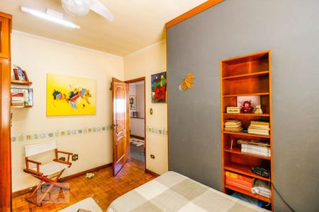 Casa à venda com 215m², 3 quartos e 4 vagasQuarto 2