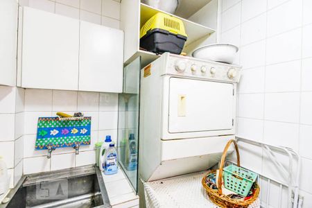 Casa à venda com 215m², 3 quartos e 4 vagasÁrea de Serviço