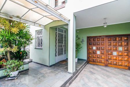 Casa à venda com 215m², 3 quartos e 4 vagasGaragem