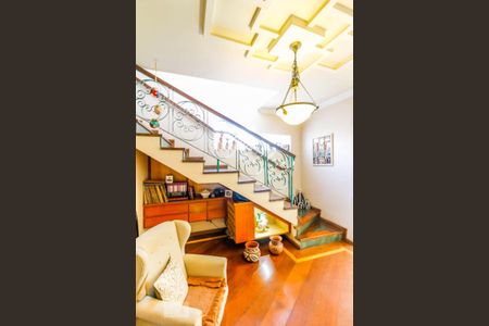 Casa à venda com 215m², 3 quartos e 4 vagasHall