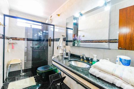 Casa à venda com 215m², 3 quartos e 4 vagasBanheiro