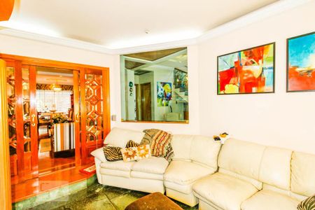 Sala de TV de casa para alugar com 3 quartos, 215m² em Vila Congonhas, São Paulo