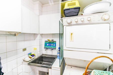 Casa à venda com 215m², 3 quartos e 4 vagasÁrea de Serviço