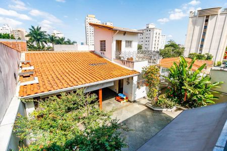 Casa à venda com 215m², 3 quartos e 4 vagasVaranda Suíte