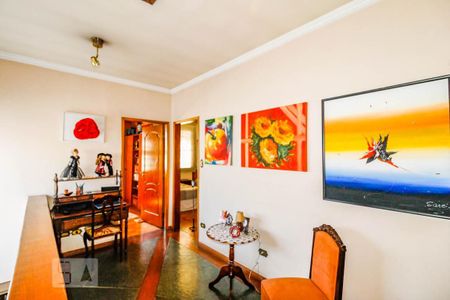 Casa à venda com 215m², 3 quartos e 4 vagasHall Quartos