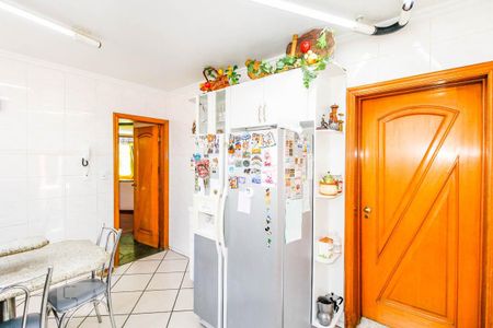 Casa à venda com 215m², 3 quartos e 4 vagasCozinha