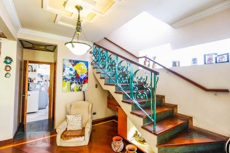 Casa à venda com 215m², 3 quartos e 4 vagasHall