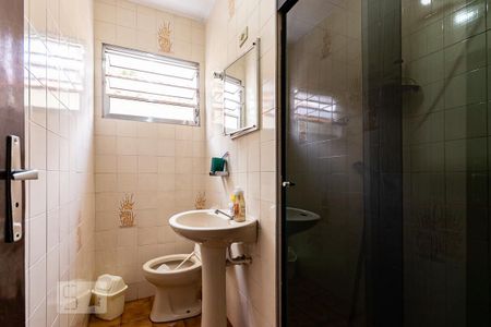 Casa à venda com 170m², 3 quartos e 2 vagasBanheiro quarto suíte 