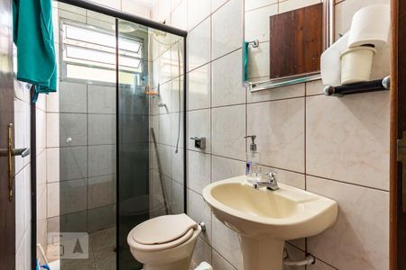 Casa à venda com 170m², 3 quartos e 2 vagasBanheiro 
