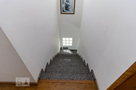 Escada de casa à venda com 3 quartos, 136m² em Vila Dom Pedro I, São Paulo