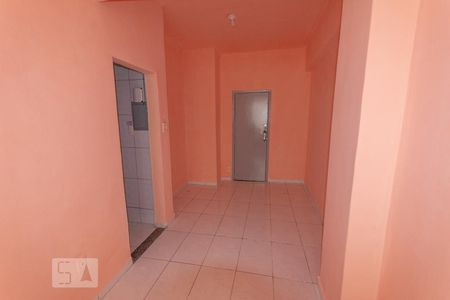 Sala/Quarto de kitnet/studio para alugar com 1 quarto, 28m² em Centro, Rio de Janeiro