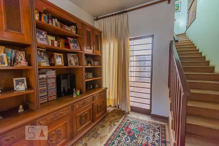 Escada de casa à venda com 3 quartos, 410m² em Jardim Leonor, Campinas