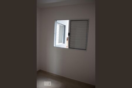 Quarto 1 de apartamento para alugar com 2 quartos, 40m² em Itaquera, São Paulo