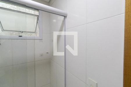 Banheiro de apartamento para alugar com 2 quartos, 56m² em Tremembé, São Paulo