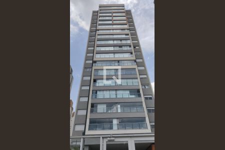 Studio para alugar com 40m², 1 quarto e 1 vaga Studio para alugar com 40m², 1 quarto e 1 vagaFachada