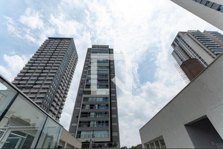 Studio para alugar com 40m², 1 quarto e 1 vaga Studio para alugar com 40m², 1 quarto e 1 vagaFachada