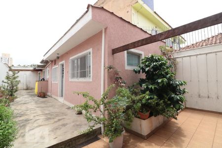 Casa à venda com 240m², 3 quartos e 2 vagasCasa 2 - fundos