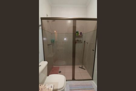 Casa à venda com 240m², 3 quartos e 2 vagasBanheiro Social