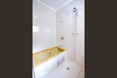 Casa à venda com 150m², 4 quartos e 2 vagasbanheiro social